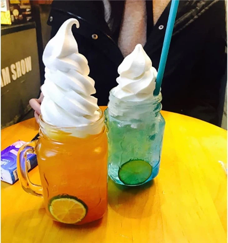 Glass Drinking Jar With Straw